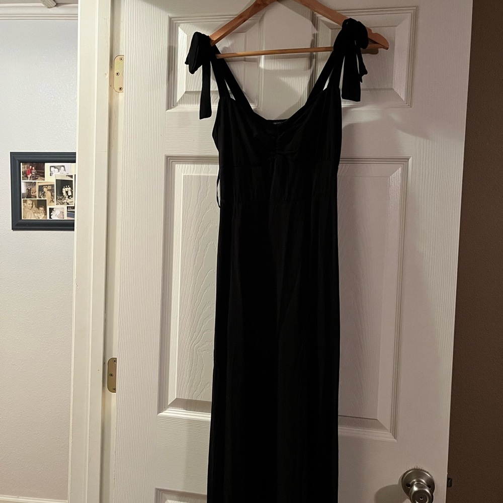 Forever 21 Black Maxi Dress with Tie Straps